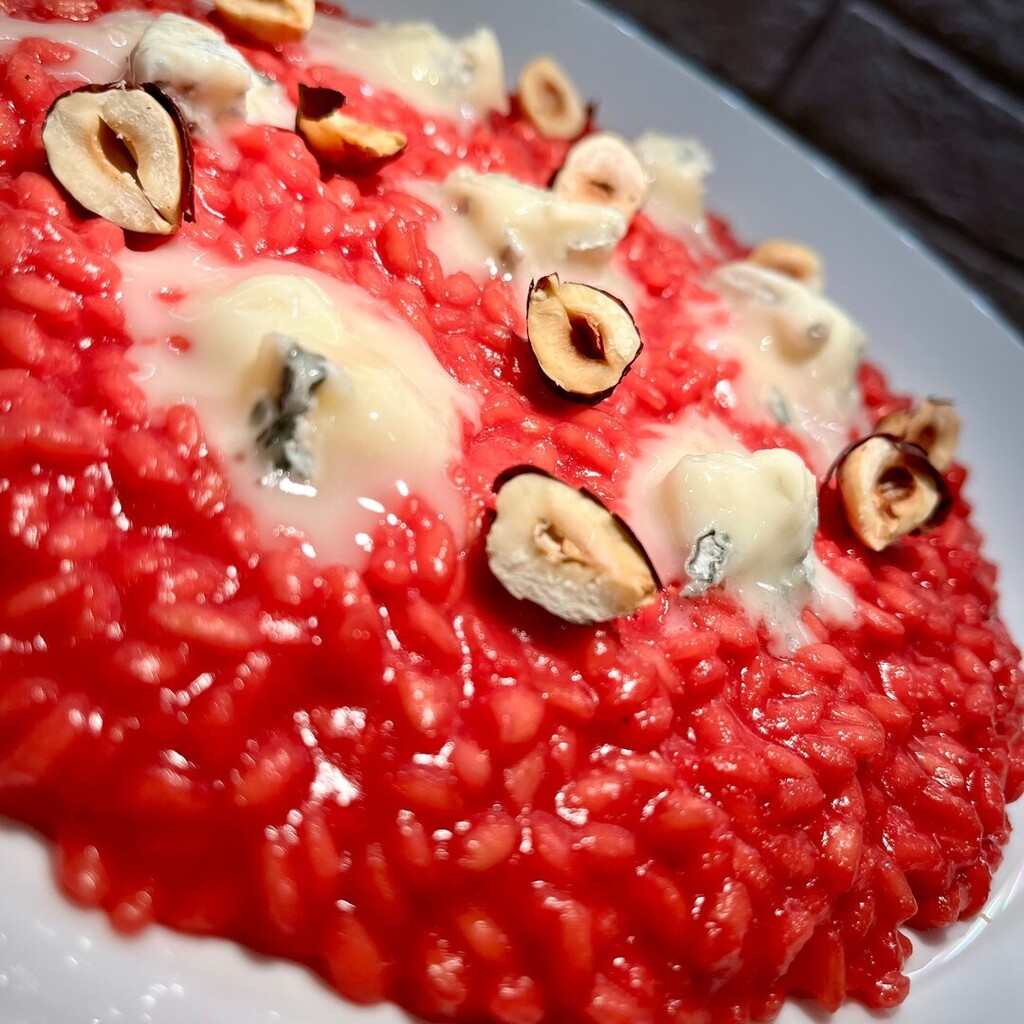 risoacquerello's tweet photo. L'#Acquerello di @cucina_con_steve
“ Cucinare non significa solo leggere una ricetta: è una questione di sensibilità, di rispetto degli ingredienti e dei tempi di preparazione. “
.
#lovecooking #cooking #risotto #colorofnature #airbnbexperience #bologna… https://t.co/L1nqY5vJ4d https://t.co/xL4mo4SmrU