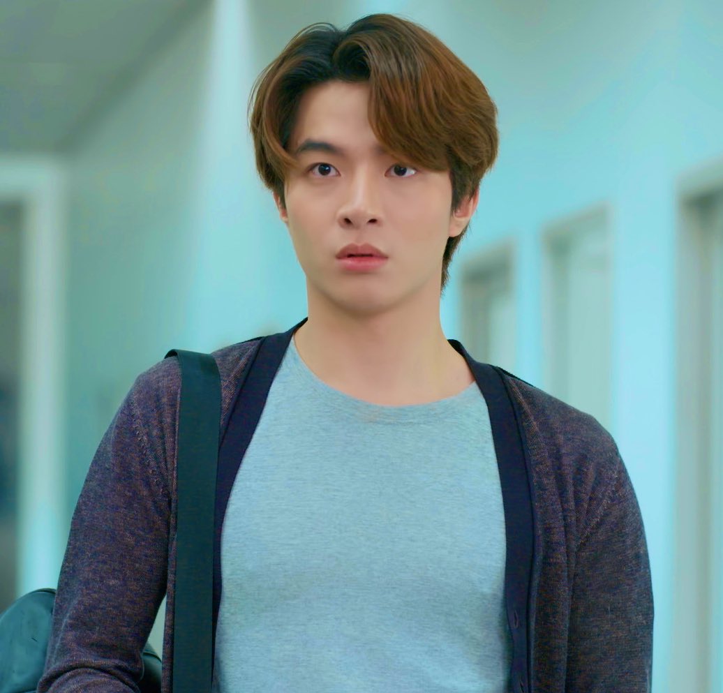 Mphet2's tweet photo. ทำไมไม่คุยกันลูก แม่เศร้า😅 #mysecretloveEP9 https://t.co/l73rnHXJ5e
