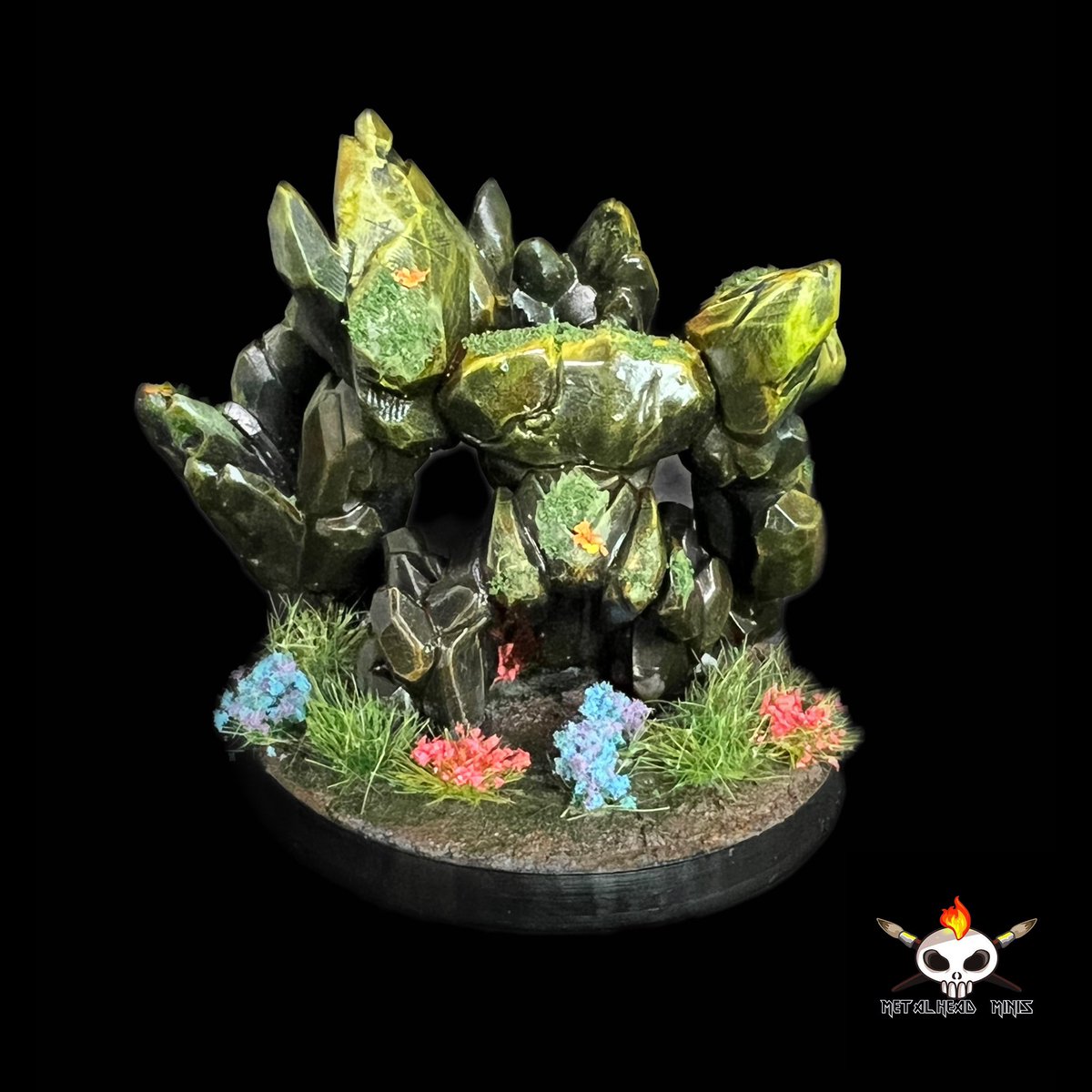 Metalhead_Minis's tweet photo. @LoAdversity Thank you for the space. This #chibi is manufactured by @MidKnightHeroes I painted this last week during #superchibiweekend #miniaturepainting https://t.co/GsE5XBEoMh https://t.co/gLl8sChDHW