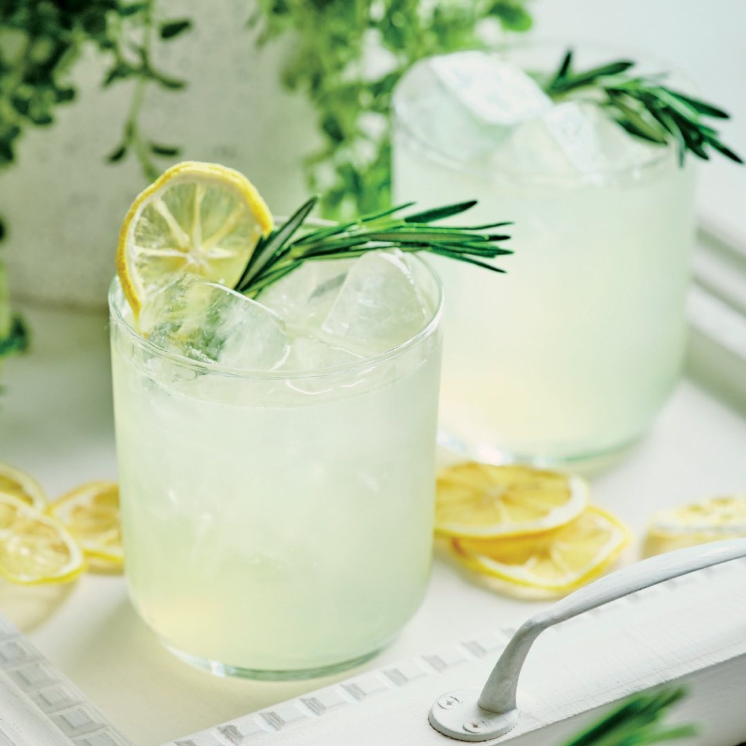 CavasDel's tweet photo. Sour Zero
Un coctel ideal para estos días de calor. 
Te recomendamos utilizar Gin Xoringuer, ginebra artesanal de Menorca.
https://t.co/gUpBAvjwJi
#CavasdelMundo #ginebra #primavera https://t.co/1qZoIohY9X