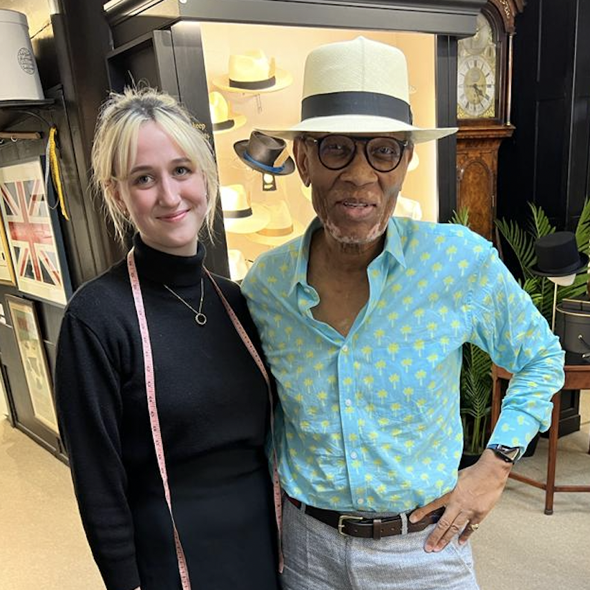 theblackfarmer's tweet photo. This week I stopped by the worlds oldest hat shop Lock and Co Hatters to buy myself a new hat for the summer.
#lockandco #newHAT #theblackfarmer #style #trend #foralifelessordinary https://t.co/vXgBdKPv3W