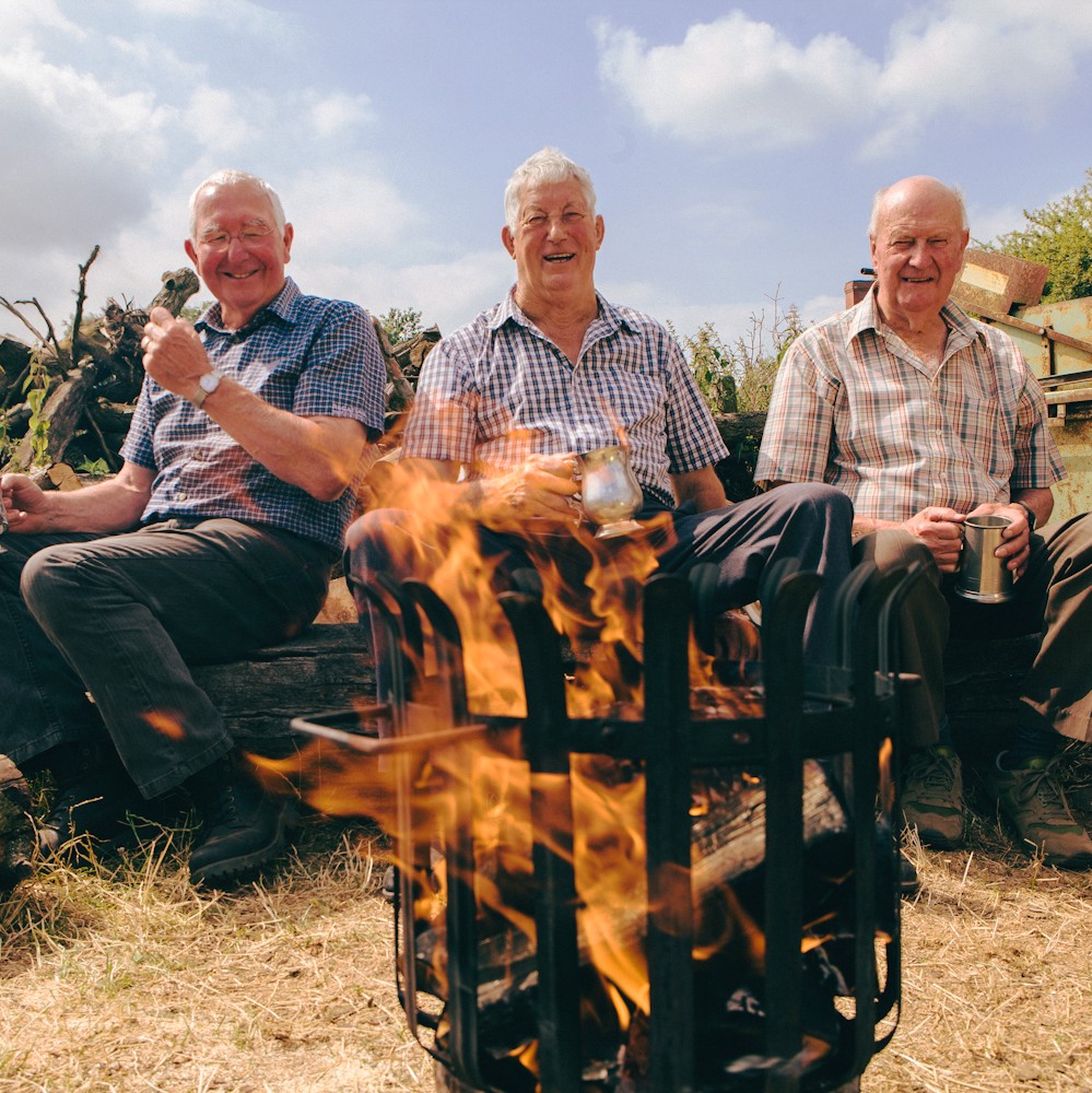 We want the best for our friends, right? 

Don't let them use anything but the best firewood. By referring us to one of your friends, you can both get £10 off your orders. 

It’s a no brainer really! ⭐

More here: ow.ly/TtFc50JEGgm
#freinds #ReferaFreindScheme #savingmoney