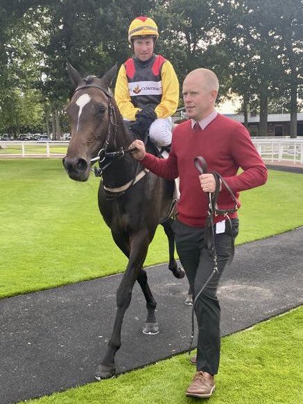 We’ve had a great start to @HamiltonParkRC’s Ladies Night! Wickywickywheels won her 4th race of the year under a lovely ride from @OsheaTadhg for Jimmy Long who also owned the 3rd Two Auld Pals! Well done Wicky!