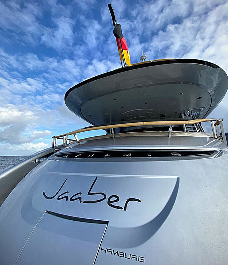 IDPorn_eth's tweet photo. Sailing the high seas...

#luxuryboat #boatname #ens https://t.co/OciNlcx2H5