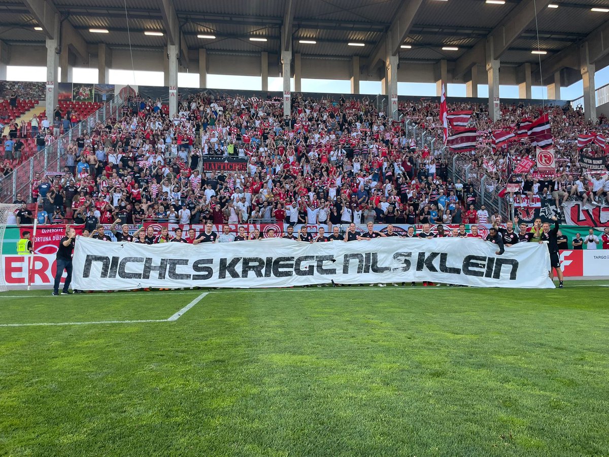 #OneTeamOneFamily ❤️🤍

#f95 | 🔴⚪️ | #DFBPokal | #OFCF95