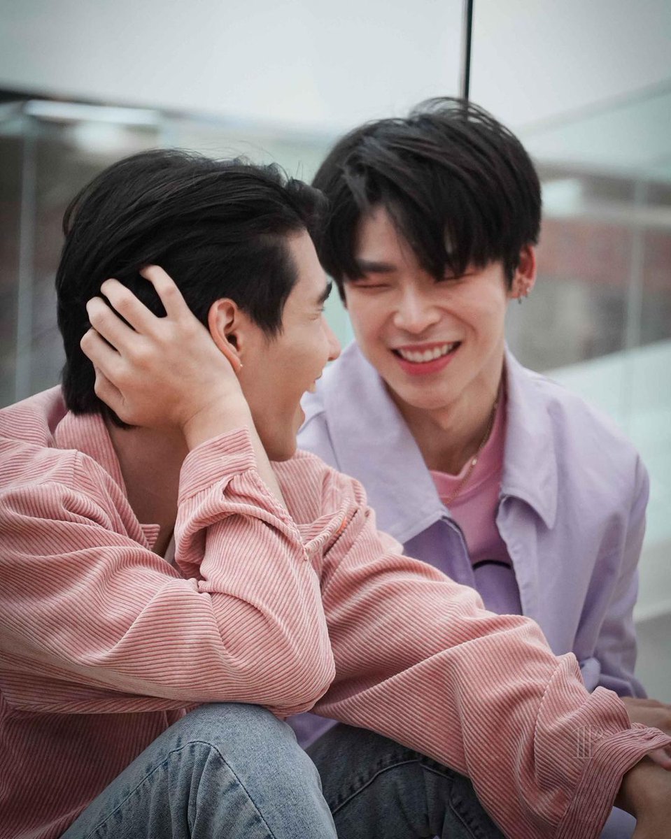 IndahSa52398338's tweet photo. @jeffsatur I'm so happy that I want to cry😭miss you guys 💛💫🐰 #SaturnRabbit #Jeffgameisback https://t.co/wgVnttHc5X