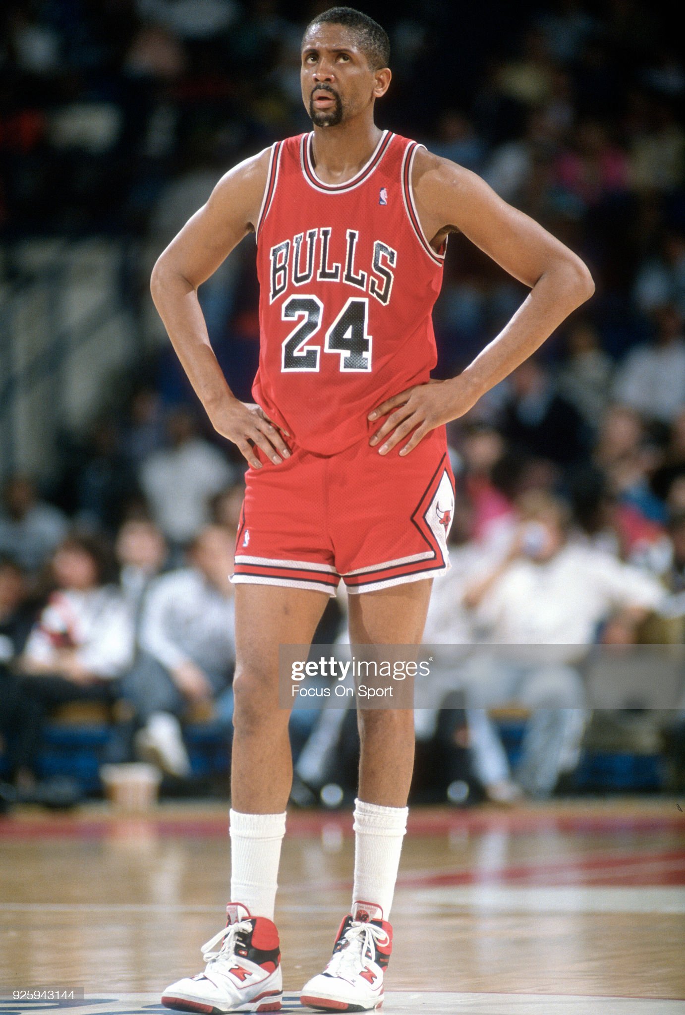 Happy Birthday to... The Man in the middle... From San Francisco... 7\1\" Bill Cartwright 