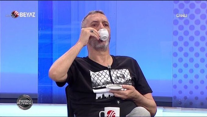 betvolebtv's tweet photo. Fenerbahçe taraftarı şu şekil forvet transferi bekliyor https://t.co/JYBDWTiOkL
