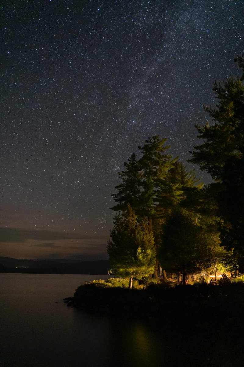 TheHedgesonBML's tweet photo. Thanks to guest Alex for this great photo of the Milky Way taken from the dock by Stone Lodge! #thehedgesonbml2022 https://t.co/qSofFgF3D4