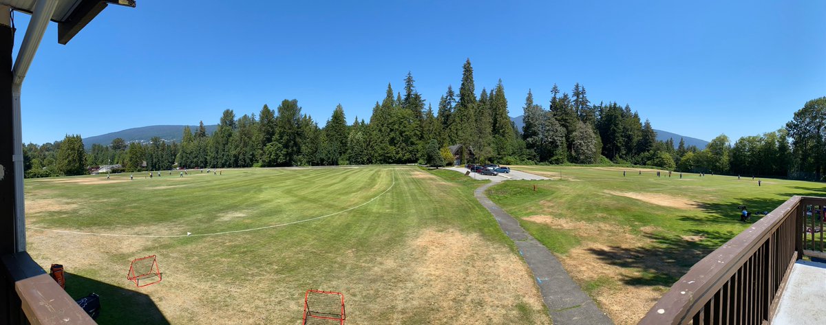 Perfect day ☀️ for cricket 🏏 at Hugo Ray Park.

#westvan #northvan