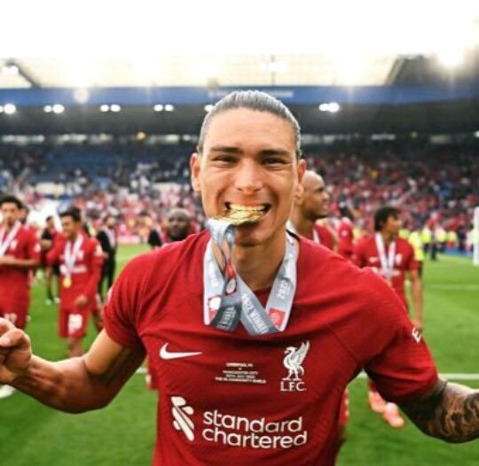 NUNEZ NUNEZ NUNEZ NUNEZ 😜😜 

Off the mark... Many more to come... Welcome to the LFC family Lad 

❤⚽🔴 

YNWA