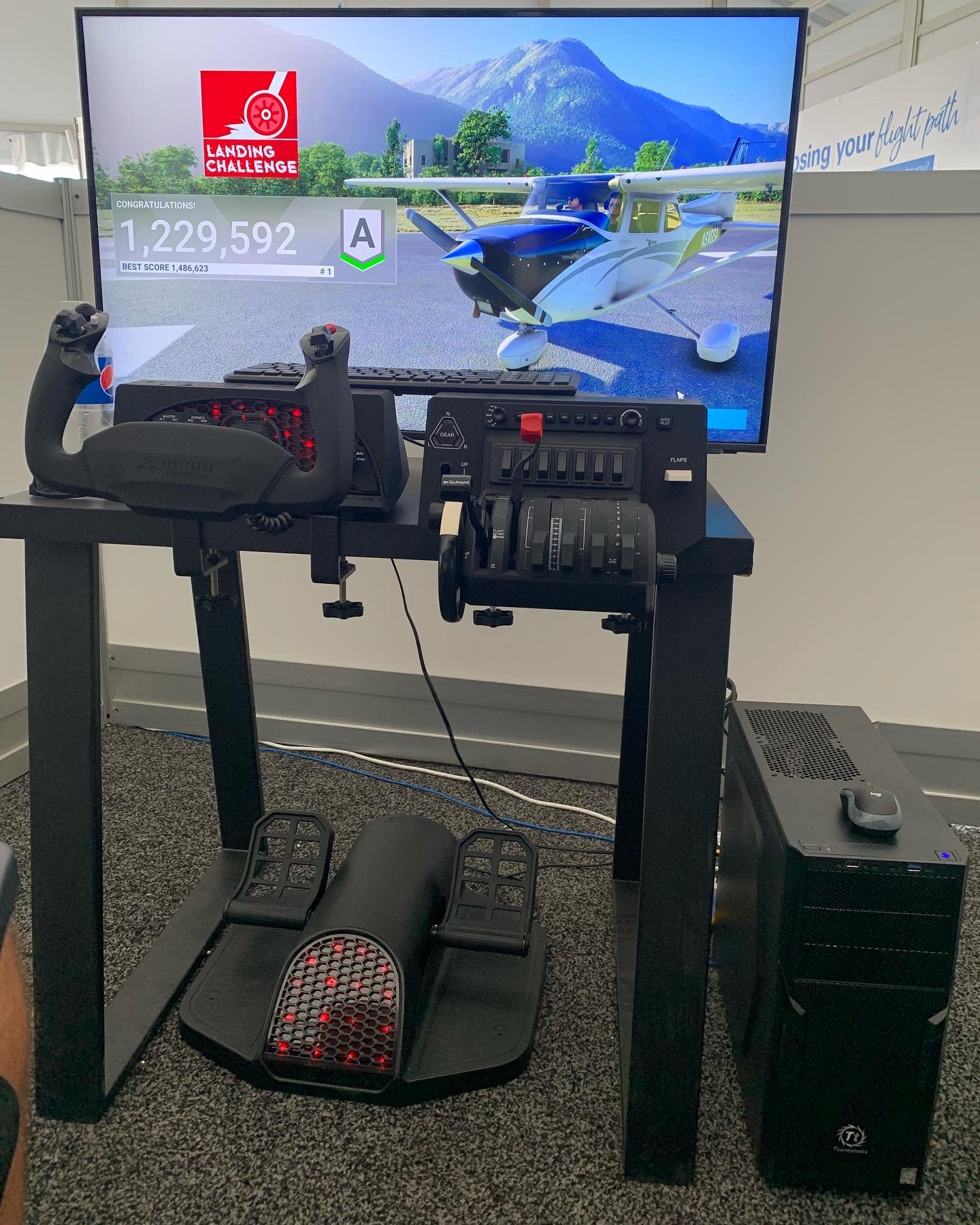 Honeycomb's yoke and throttle let you take your flight sim experience to  the next level