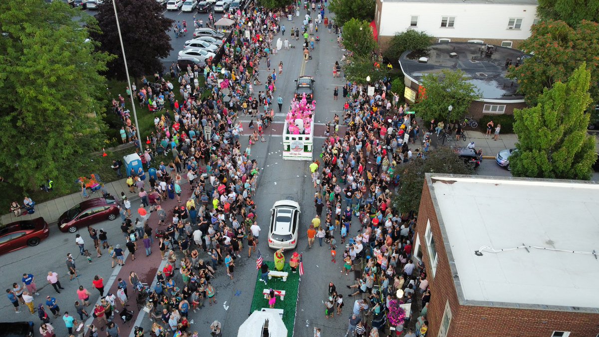MrJoseArteaga's tweet photo. Drone shots of @PierogiFest and parade 7/29/2022 https://t.co/w9qiXCQcGV