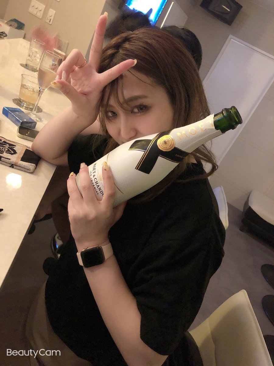 虎底辺@いらっしゃいシャトル tweet media