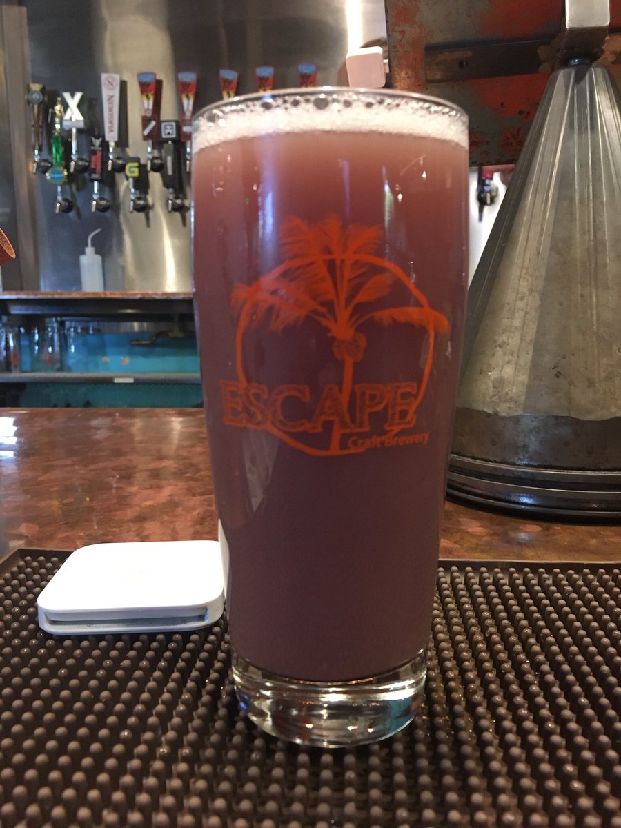 DFLBDrinkBeer's tweet photo. Escape Craft Brewery - Blue See Me Rollin’ - Blueberry Wheat Ale With Yogurt
@EscapeCraftBrew #beer #CraftBeer #BeerOfDistinction #CraftBeerHour https://t.co/aoMfcHg6C8