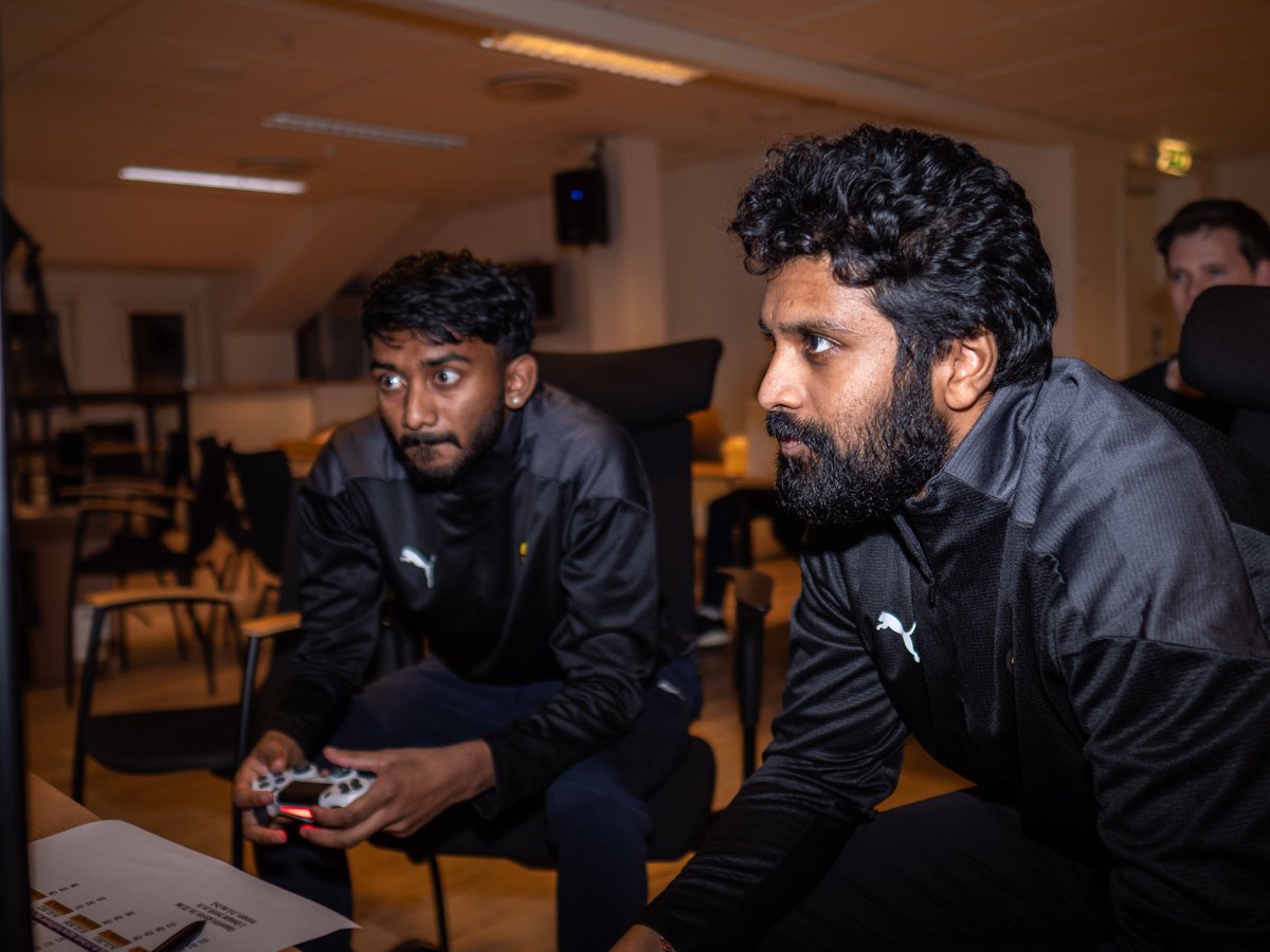 Thangarasa10 tweet media