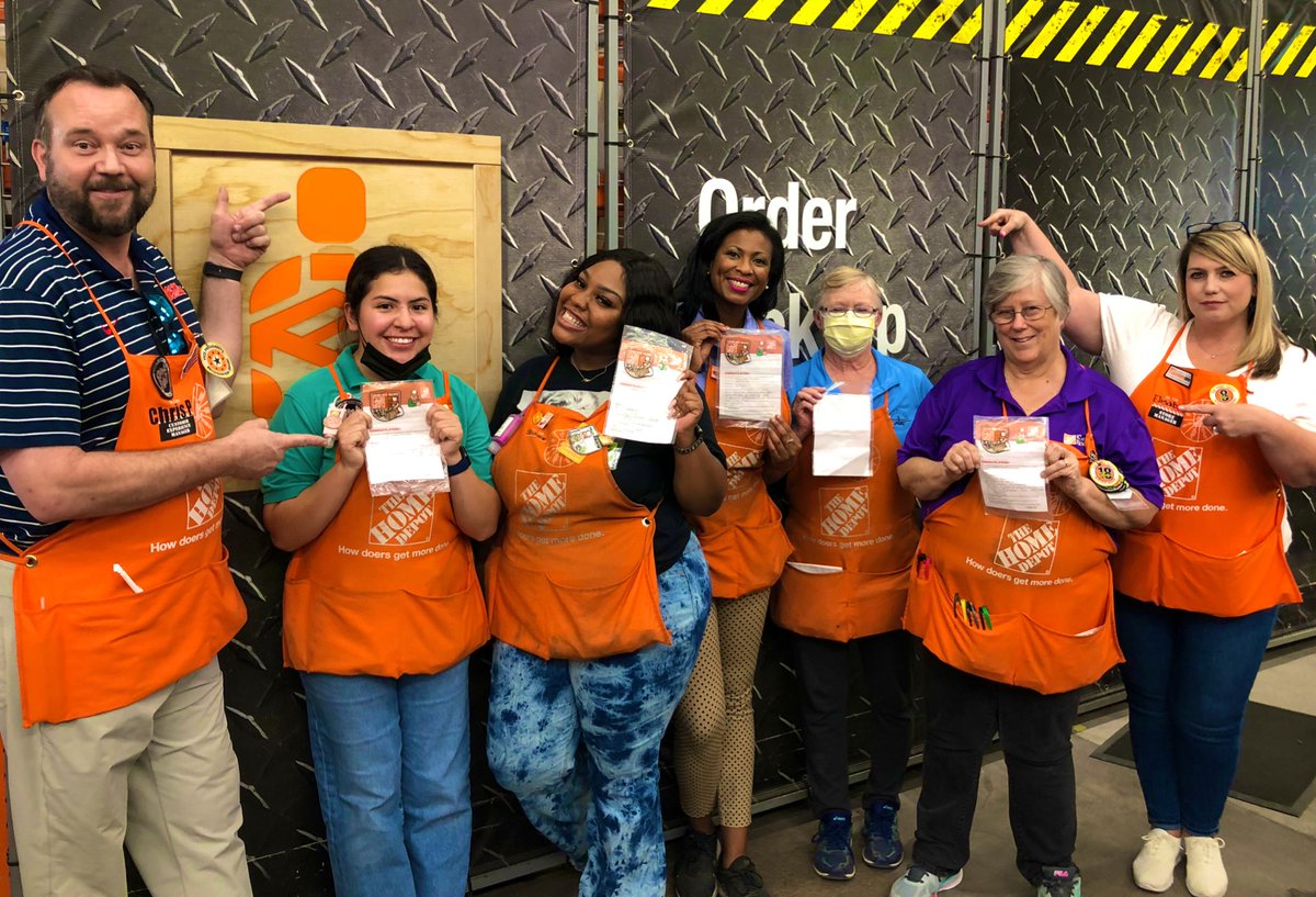 💥HOMER ALERT 💥 We are truly lucky to have this group of ladies rocking it at the Customer Service Desk. Everyday they show us what Great looks like. Yasmin,Shay,Denise, Cathy,Louise, Mrs. Elisabeth  #SWBest  #D169 #BuildingaTeam <a href="/ventura1327/">Elisabeth Ventura</a> <a href="/THDShawnJenkins/">Shawn Jenkins</a> <a href="/CarpenterTrina1/">Trina Carpenter 🐾</a>