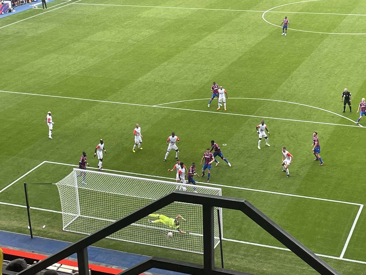 Captured Geuhi’s goal! Could not of timed it better to take a pic!! <a href="/CPFC/">Crystal Palace F.C.</a> #cpfc