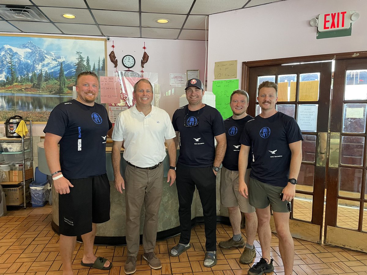 Met this really nice Spartan racing team from Greenville at lunch today.  Team 2T4:7 (2nd Timothy 4:7). They had just finished competing this morning.  They liked the course very much and want <a href="/SpartanRace/">spartan</a> to have another race in Newberry.  I agree!