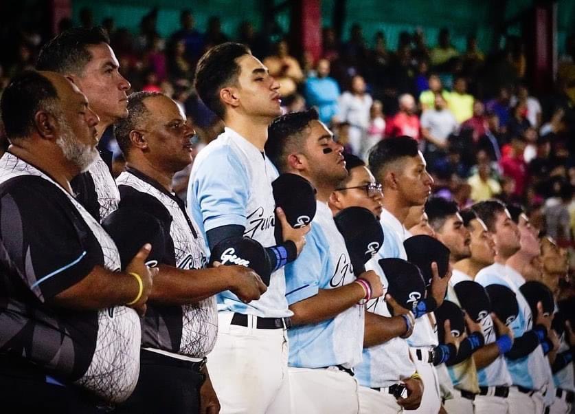 AsosoftGuate's tweet photo. #SoftbolparaTodos| Gracias Selección Nacional…..!!  Por escribir el nombre de Guatemala, por primera vez en más de 80 años, en un Mundial Sub 23.

“Atletas, entrenadores, equipo multidisciplinario, familia y comunidad con propósito…. “

         #Principios #Gratitud #Legado https://t.co/9GMKtenKDo