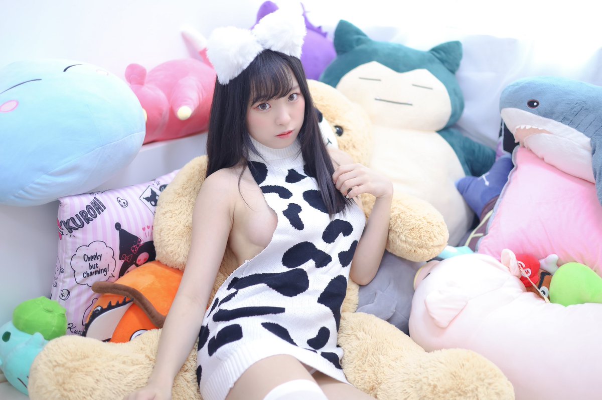 本月tier1❤️小奶牛
大家會想看我cosplay嗎？🌻🌻
在掙扎中🥹🥹
https://t.co/GWUVhNETfe https://t.co/KN63jUByj7