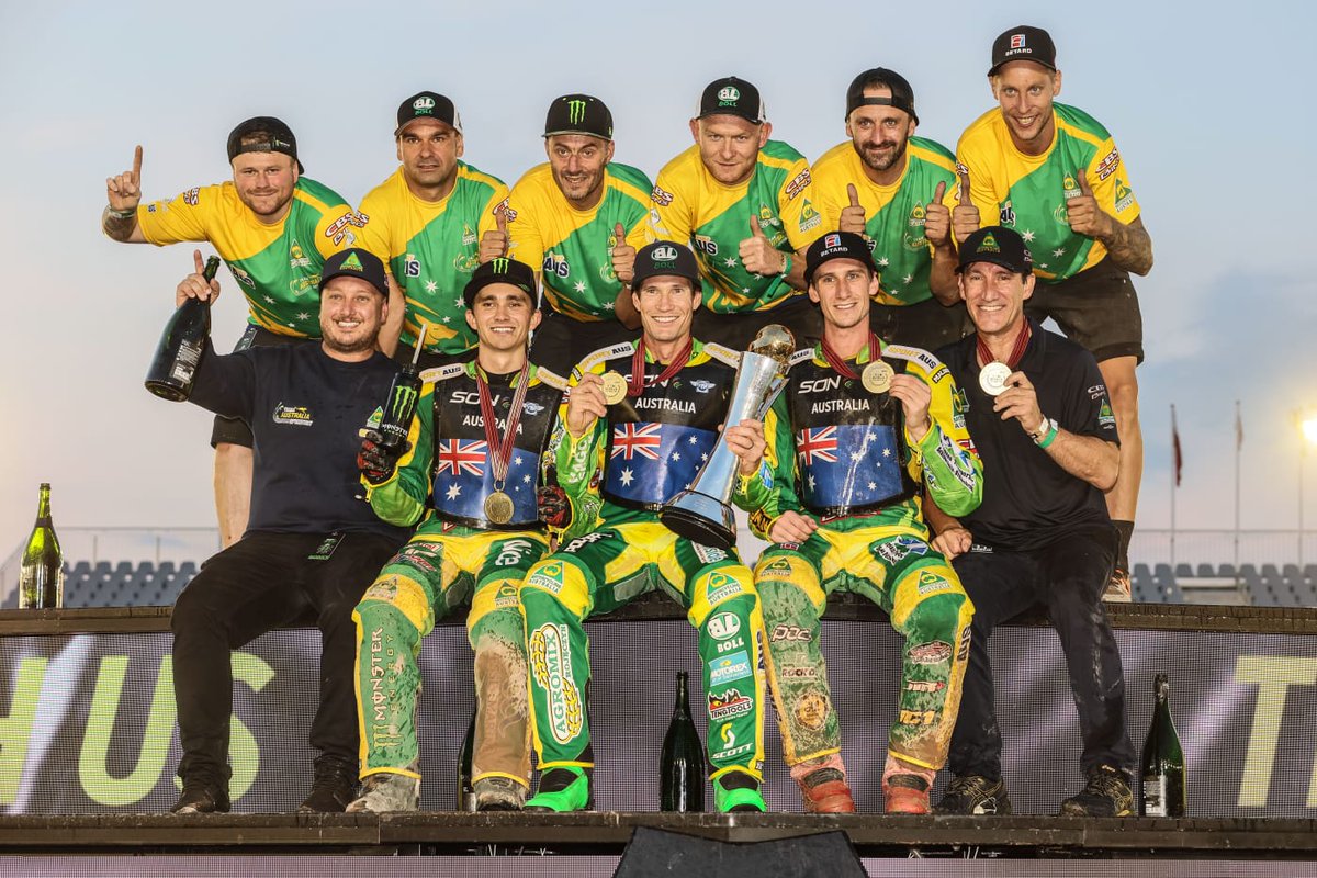 Look at those smiles! 😃🥇

#SpeedwayOfNations