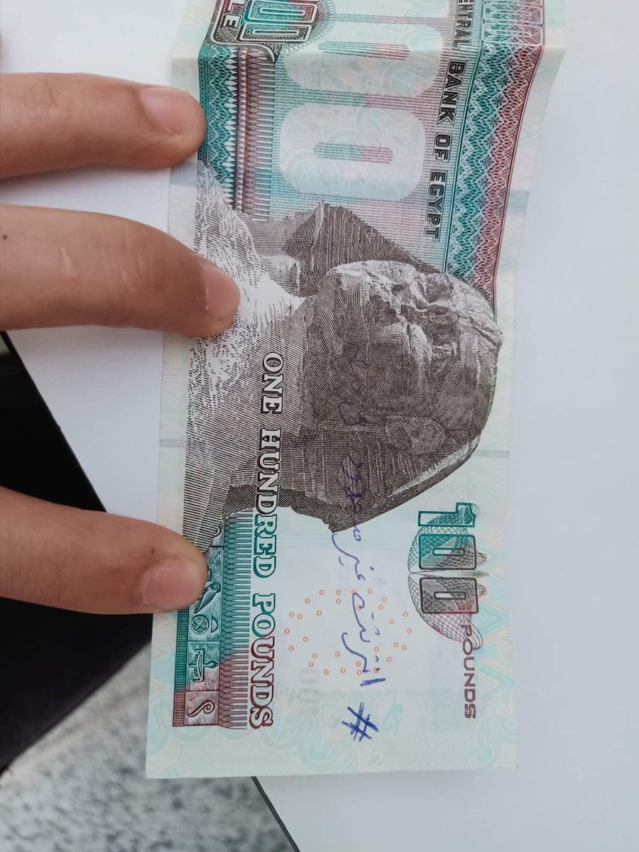 noorali2002's tweet photo. كنت منزل بوست ان احنا نكتب علي الفلوس الهاشتاج والناس انتقدتني 
النهاردة جتلي دي فى الشغل 😀
#قاطع_شركات_النت_بمصر https://t.co/Cyywcq7Uim