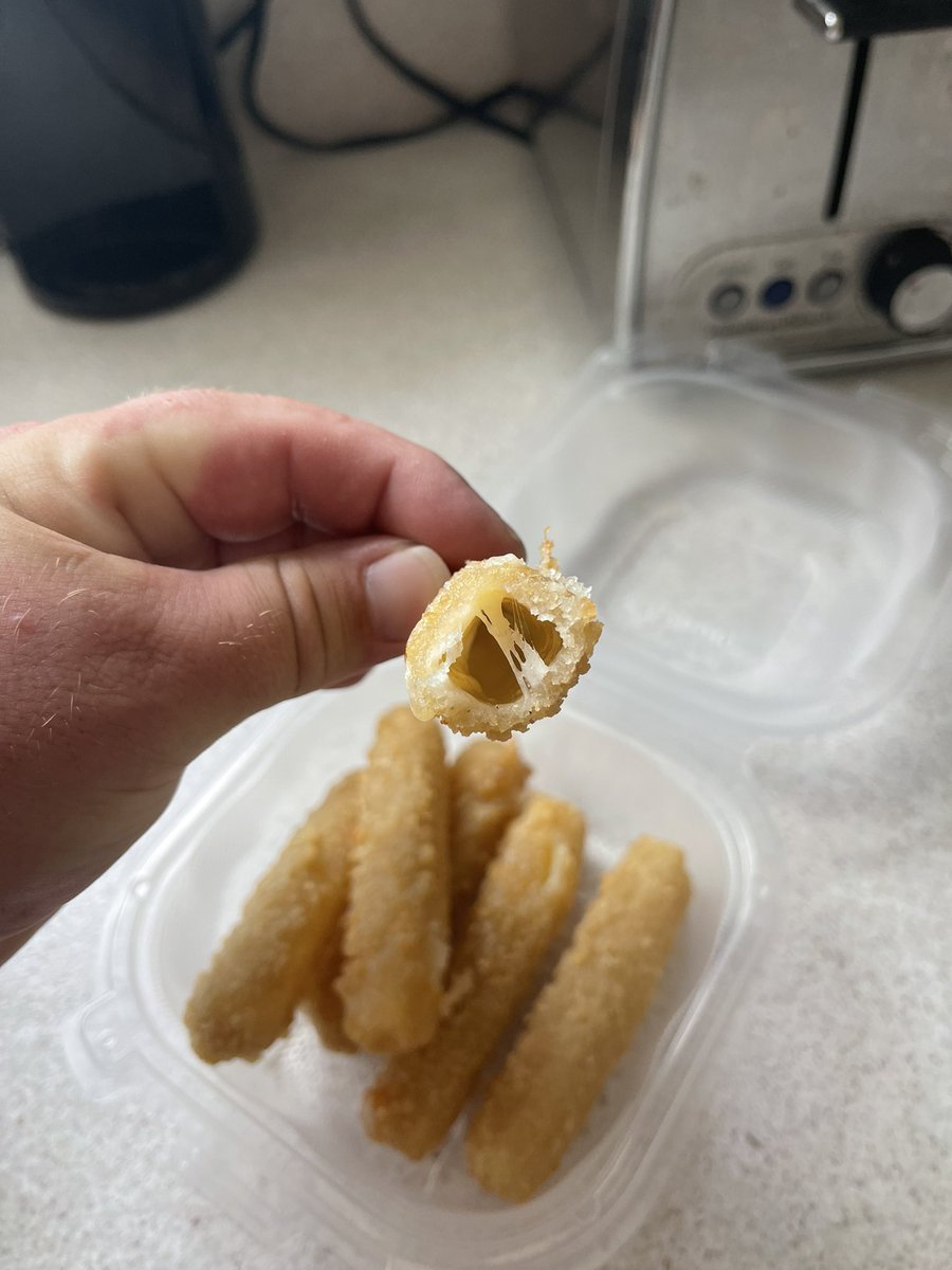 DemoLand (@landond1983) on Twitter photo Thanks <a href="/rubytuesday/">Ruby Tuesday</a> I guess for the cheese sticks with no cheese and the slop of a 3-cheese Brisket Melt!!!! $20 in the trash guess itβs a microwave dinner tonight Thanks <a href="/rubytuesday/">Ruby Tuesday</a> I guess for the cheese sticks with no cheese and the slop of a 3-cheese Brisket Melt!!!! $20 in the trash guess itβs a microwave dinner tonight