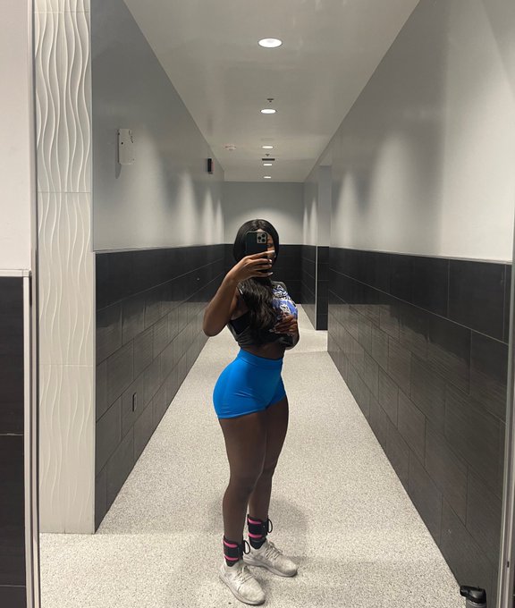 Watch m9ym9y's leaked NSFW photo on TwXstars