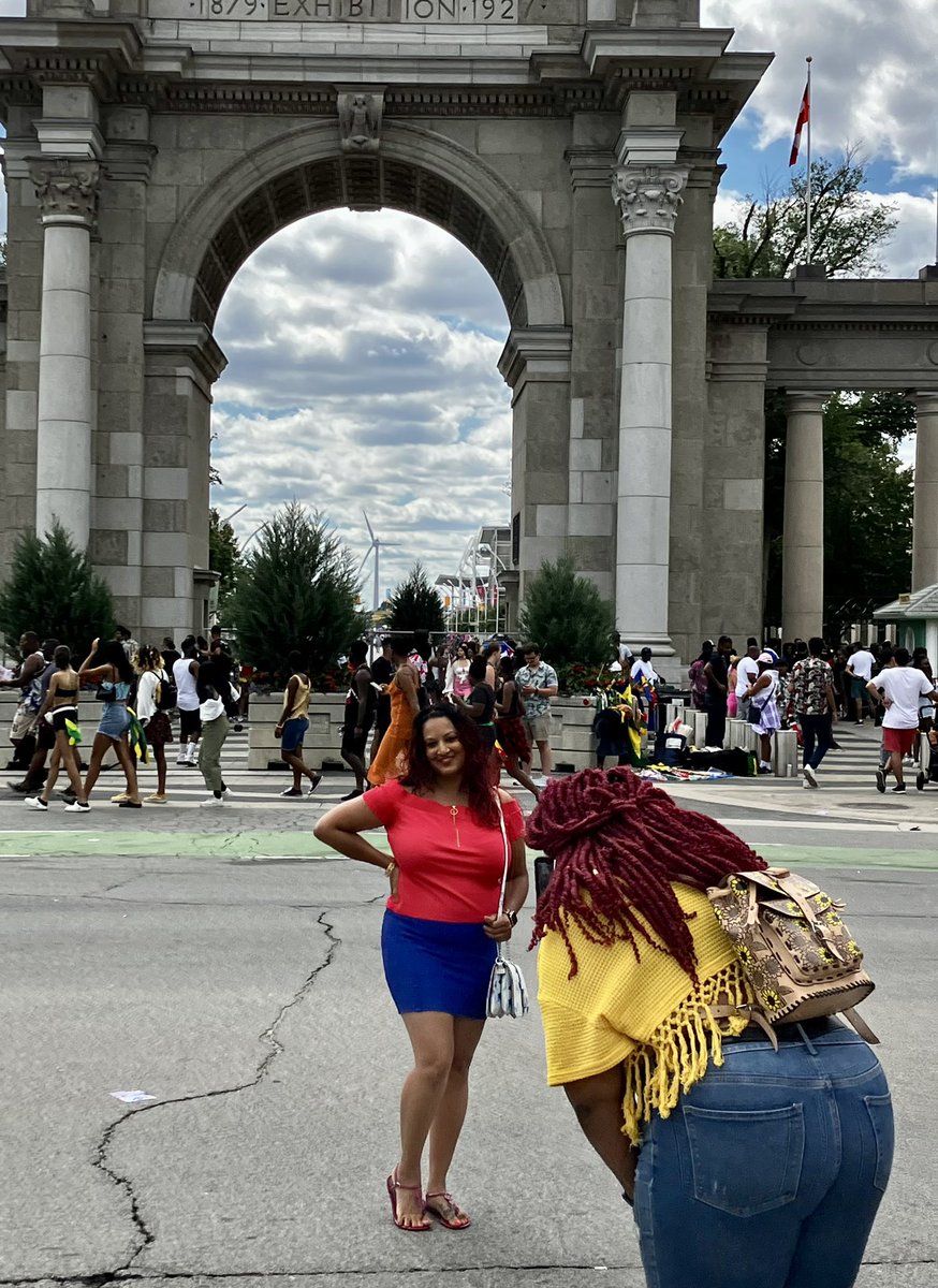 Penalosa_G's tweet image. #WalkingTheCity at Caribana, amazing!!! Our Toronto!!! We need festivals, year-round, also in Scarborough, North York, Etobicoke. A fun TO, everywhere, in a #Toronto4Everyone w #Gil4Mayor