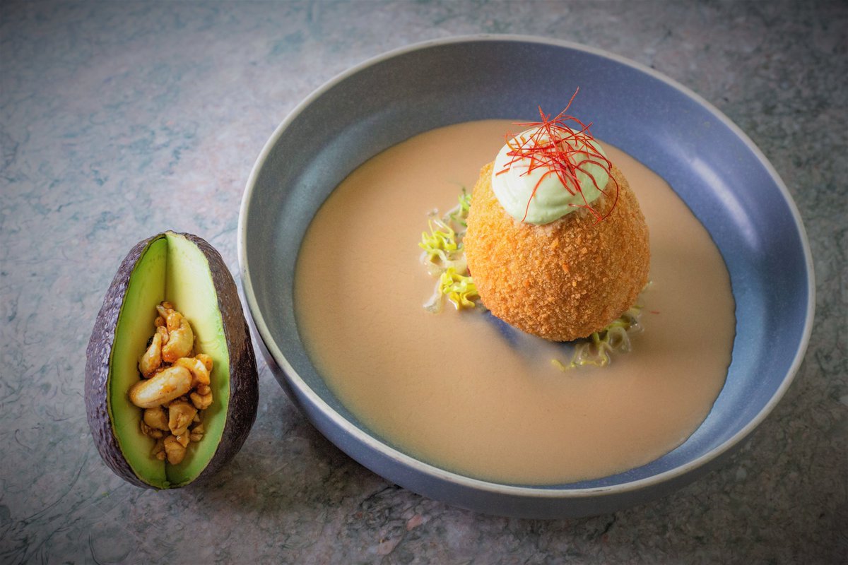 Cucinadeli's tweet photo. Are you the 1 in a million #CucinaFan that is yet to try the fried #avocado by #chefjoeyferran? Come see what all the fuss is about!
#cucinawinebar #cucinaslc #newamericancuisine #theaves #slceats #dinnerafter5
https://t.co/bfhEXp1P4U https://t.co/u4dwCop3Py