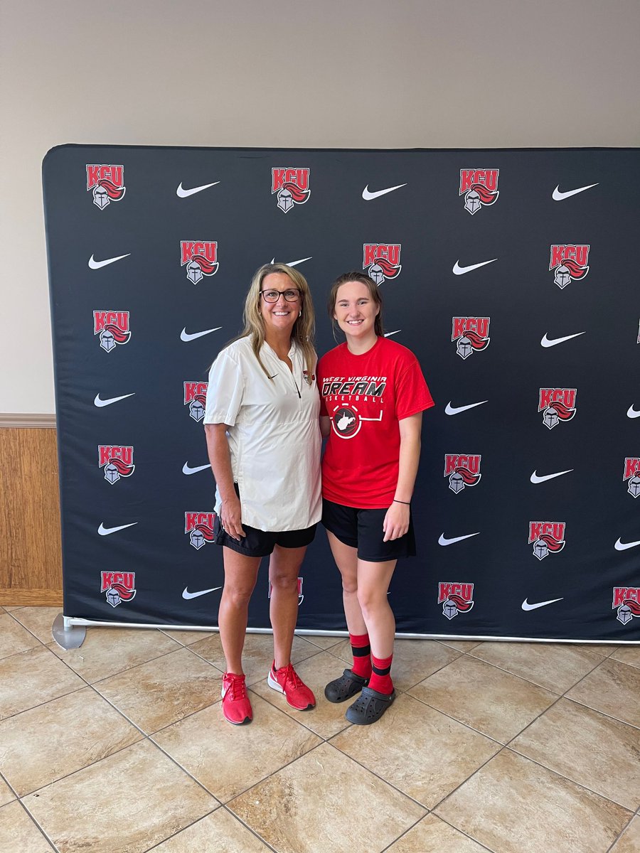 Autumn Block tweet media