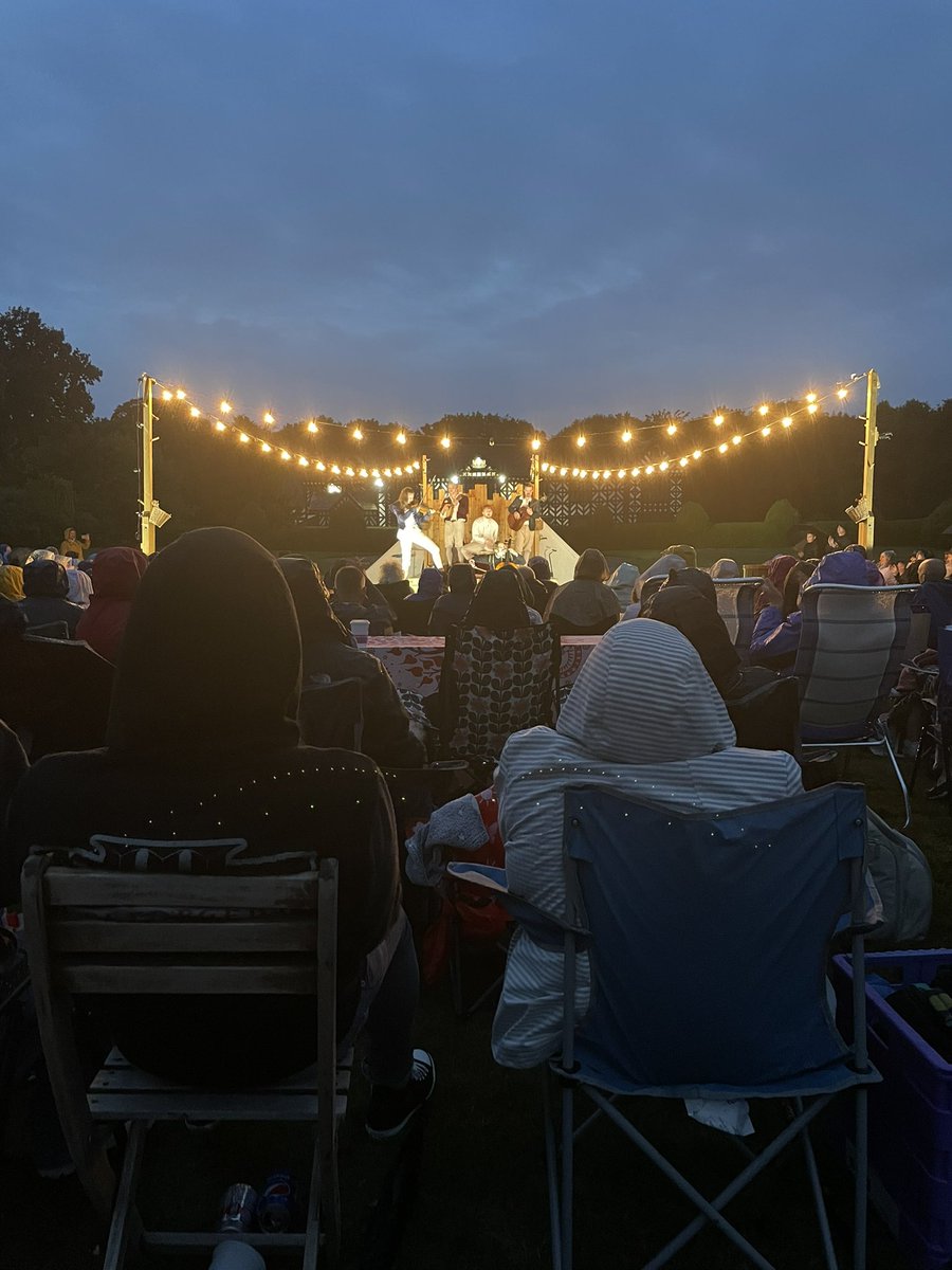 Mrs_B1985's tweet photo. Rain couldn’t dampen our spirits at @NTSpekeHall watching @threeinchfools perform #TheGunpowderPlot It was absolutely brilliant! Very funny with great music. https://t.co/goFPNvmggs