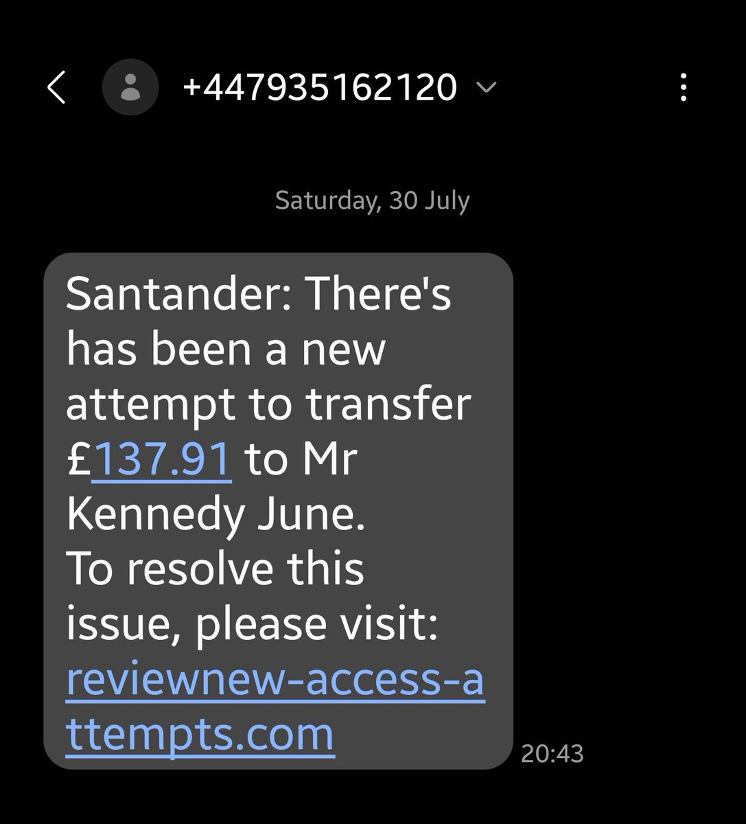 hydes_82's tweet photo. @santanderuk although I don't currently bank with you, I received this scam text today. For the most part the website looks legitimate. Thought you should be aware so you can help unsuspecting customers avoid becoming defrauded. https://t.co/zLloraVllC
