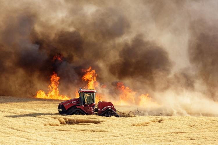 Scary close fire yesterday in Walla Walla!

union-bulletin.com/photos_videos/…