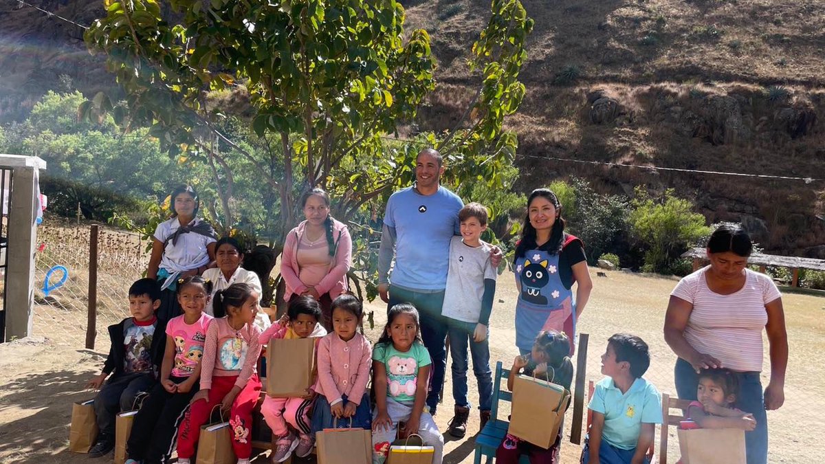dearfutureNGO's tweet photo. July was a bang!! 
First off, thank you so much to our donors and supporters!! We are a reality because of you. We were able to complete 5 deliveries and induct 2 new schools! In the posts to follow, we will highlight our partner schools, as well as the leadership and educators. https://t.co/seI0wFjbMD