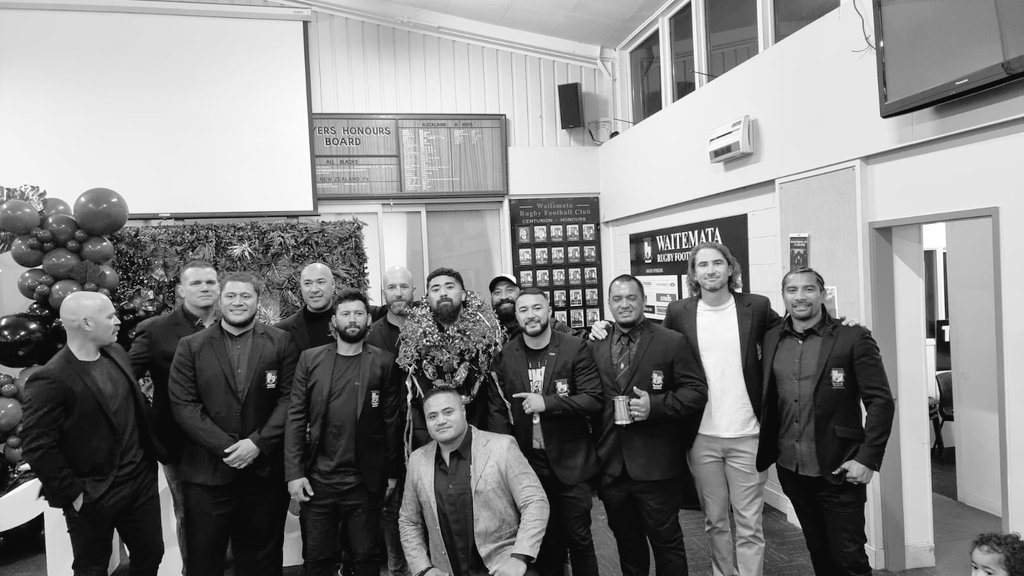 da_real_vuigeta's tweet photo. take me home country road π―
#BestOfTheWest
#Centurions
#LoveOfFooty
#UpUpWaita πβ€οΈπ€ https://t.co/lCUrShzxCp