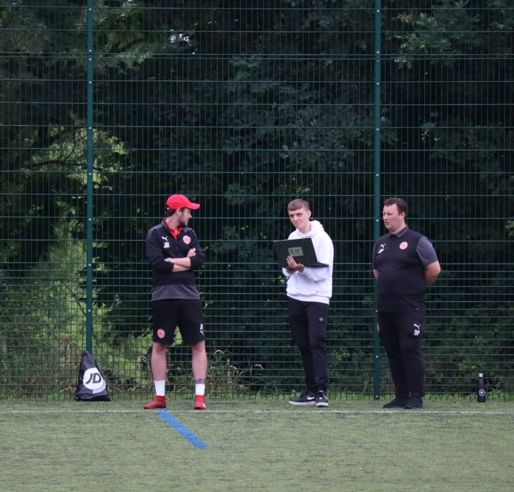 DevelopmentReed's tweet image. What a great day today first outing in the @CheshireFL 3 points in the bag to go along with the number 3 founding member certificate @SPaddockFC we go again Wednesday for the same result #upthepaddock