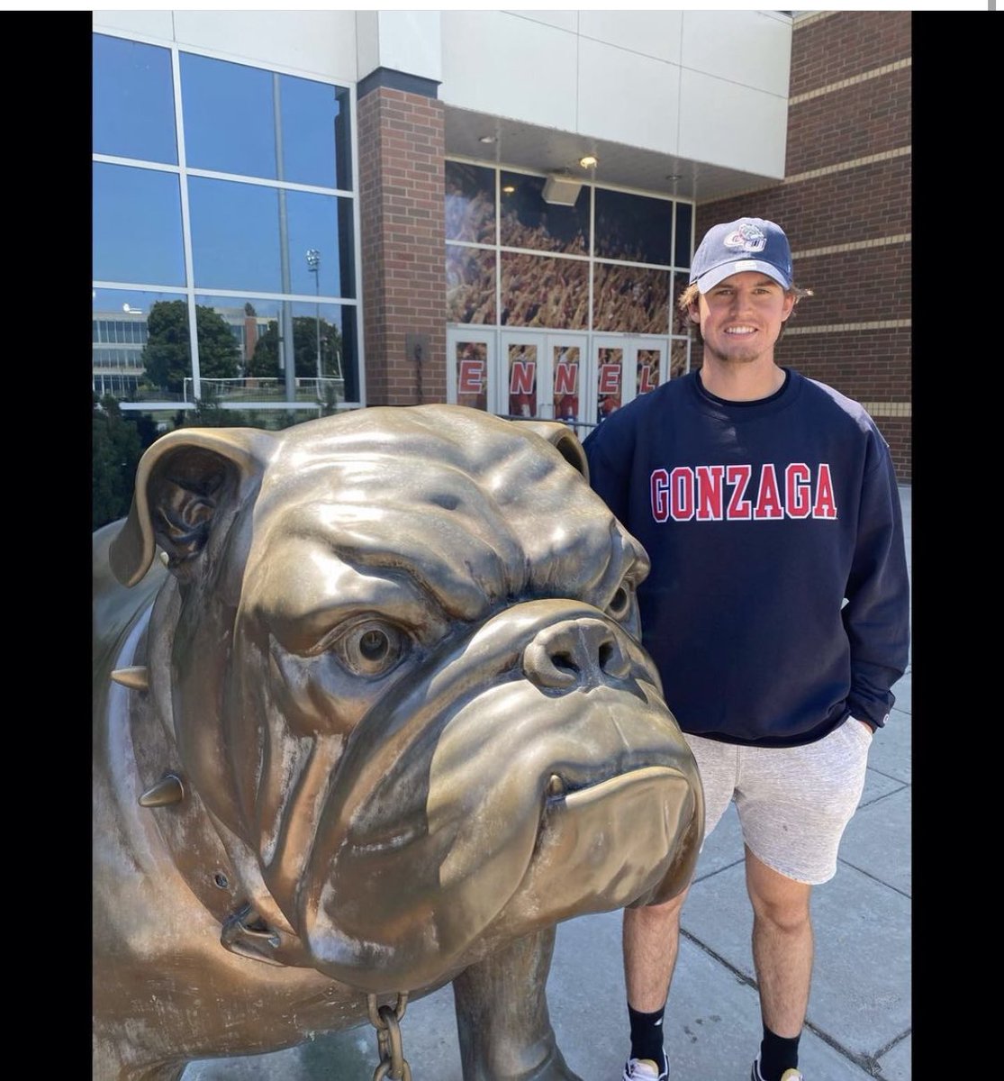 Congrats to Everett Swaim, who just committed to D1 Gonzaga University! The Zags are getting a good one, who can maybe fill in on the court too! #therumoursaretrue