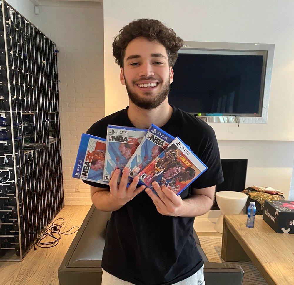 TheHeroOfSeinen's tweet image. The 4 Goats of this Generation 🔥🔥🔥