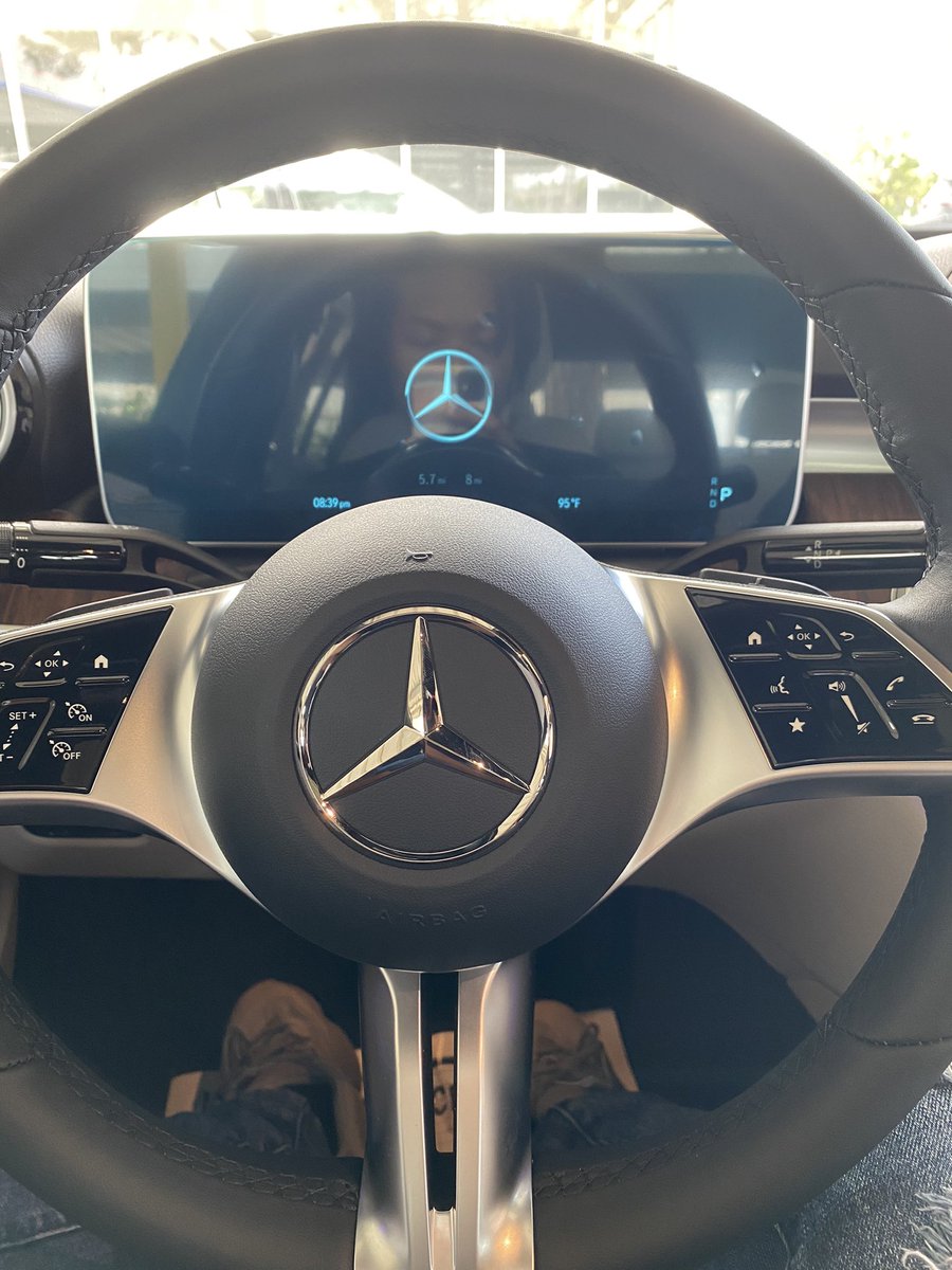 AndyDProduction's tweet image. Today I made my first big boy purchase  🤧