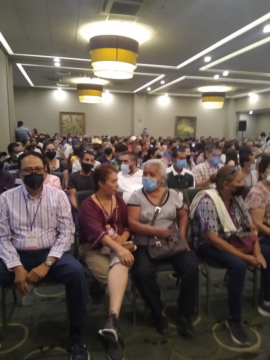 A reventar hoy la asamblea de VAMOS, nuestros amigos del distrito 11 le dieron el si a @BarrazaAlmazan y @vamos_sonora, Hermosillo pronto volverá a ser la capital del noroeste. @juanczuniga @cynthiagarama @DoctorShivago @elalbertomedina @Karina_BarrazaV @feroropeza20 @felguimor