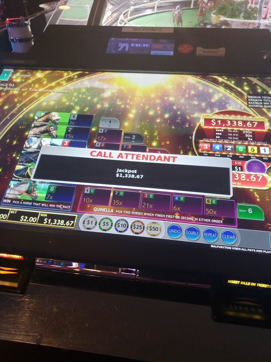 Bronson_Link's tweet photo. @ZDeGrote7 @PlazaLasVegas I hit it on the jackpot bet. $1 bet! https://t.co/As0EfgHo2t