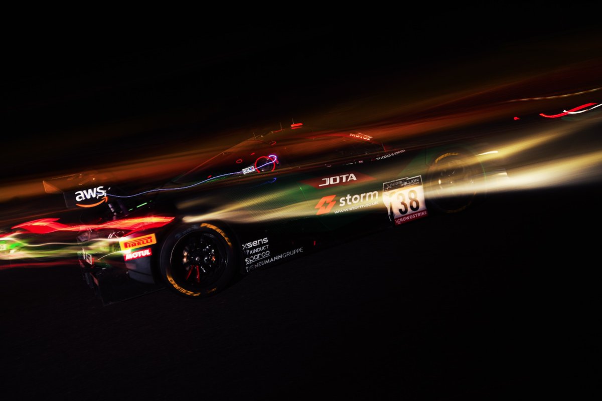 Good morning from <a href="/circuitspa/">Spa-Francorchamps</a> 🇧🇪🌞

Ollie's back in the #38 <a href="/JotaSport/">Jota Sport</a> McLaren, running P10 from P26 on the grid 💪🏼🤞🏼

📺 Watch live: youtube.com/watch?v=RKzQqr…

#Spa24h #GTWorldChEu #JOTA #McLaren