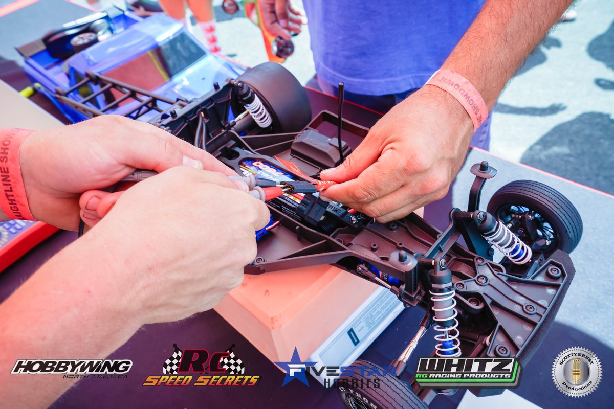 ScottyErnst's tweet photo. The Straight Line Showdown strives to provide a level playing field and is why every car is checked for weight and voltage. If you’re running a RTR car, the car is checked to see if it is totally stock and that there is no tire additive put on tires. https://t.co/zAVqLAtMWy