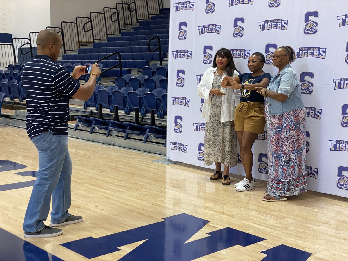 GoStillman's tweet photo. It was great to welcome many of our @StillmanOAA  Alumni Association-Tuscaloosa Chapter to campus today to see the new floor in Birthright Alumni Hall and to meet with @StillmanCollege Director of Athletics Terrance Whittle. https://t.co/wnI1L0cgNb
