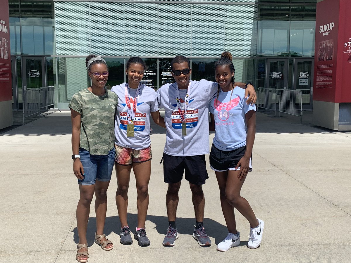 TheRealMitzi_TF's tweet photo. It felt so great to end my 800m season by finishing at the @StateGames right here in Ames, Iowa! Being able to watch my big brother Floyd win the 1500m race made the day extra special. My 2022 track season ends tomorrow. Excited to go back to my 7th grade roots with the last race https://t.co/DLuuYzZ7Oq
