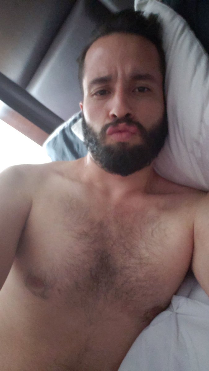 danielo_uribe's tweet photo. 💤 https://t.co/ar2AqmzSvO