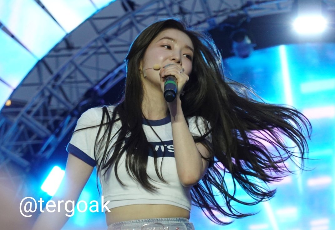 More #IRENE 
#RedVelvet #Redvelvetinlondon
#MIKFESTIVAL