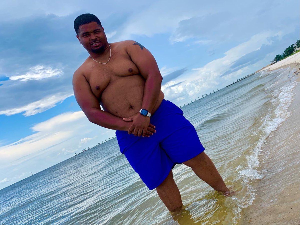 owellrel's tweet image. Life is a beach, I’m just playin in the sand 🏖☀️😎